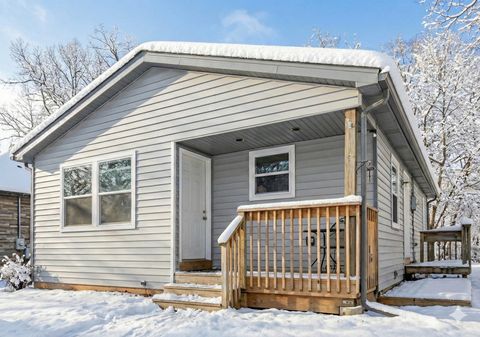 35330 N Nielsen Drive Round Lake Beach IL 60073