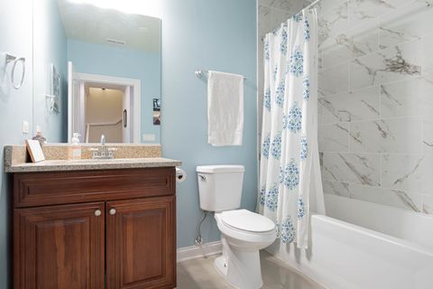 Tiny photo for 21 N Herbert Road #I, Riverside, IL 60546 (MLS # 12680395)