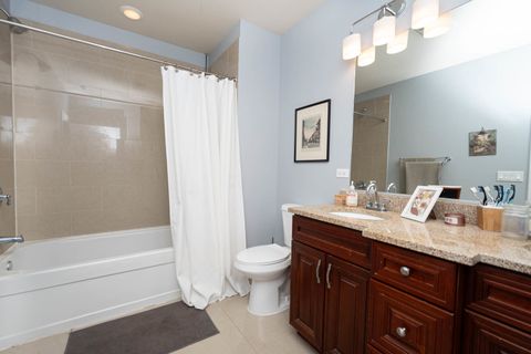 Tiny photo for 21 N Herbert Road #I, Riverside, IL 60546 (MLS # 12680395)