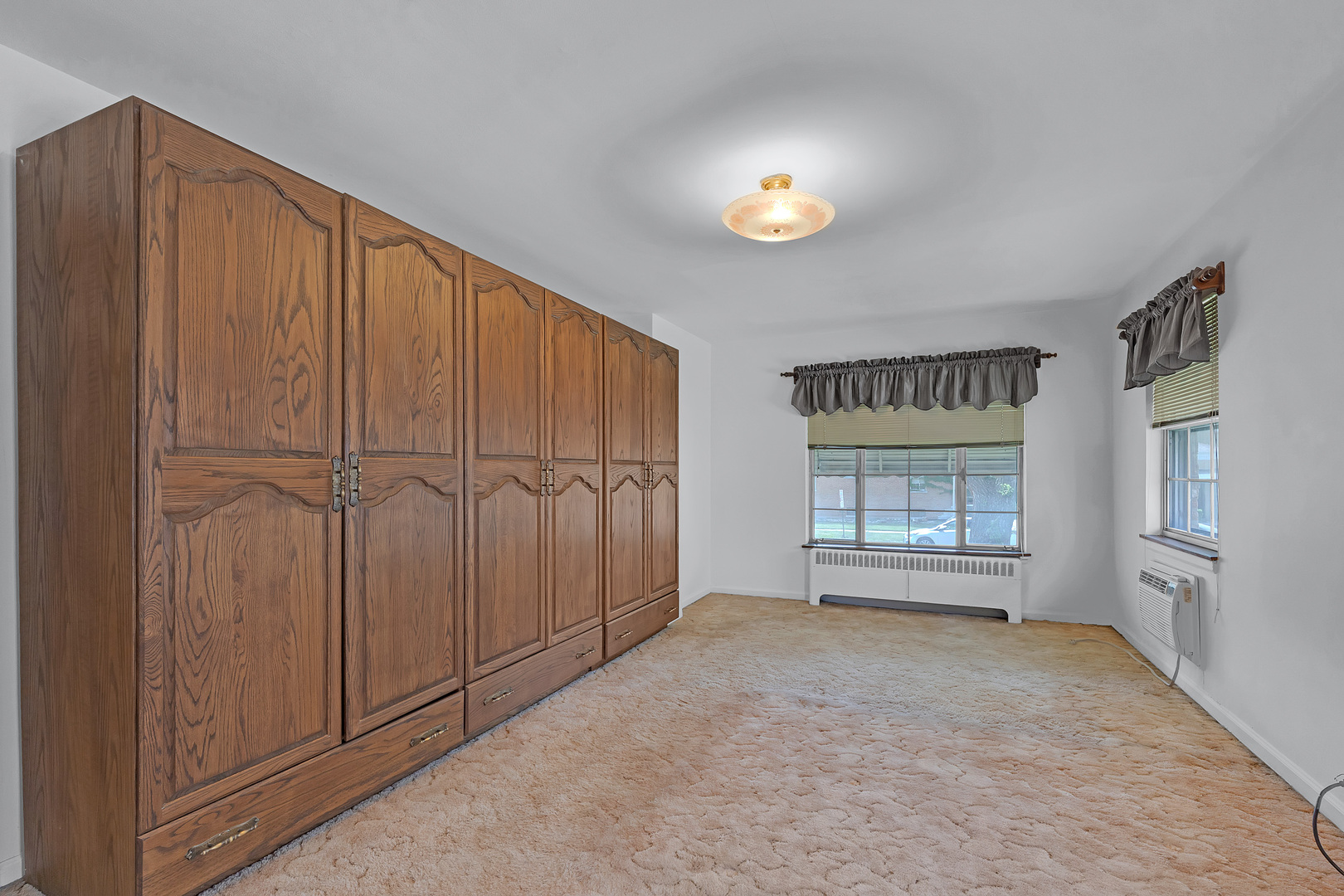 2001 N 73rd Court