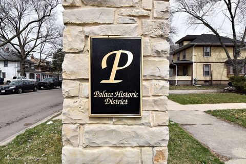 Tiny photo for 519 Palace Street, Aurora, IL 60506 (MLS # 12694373)