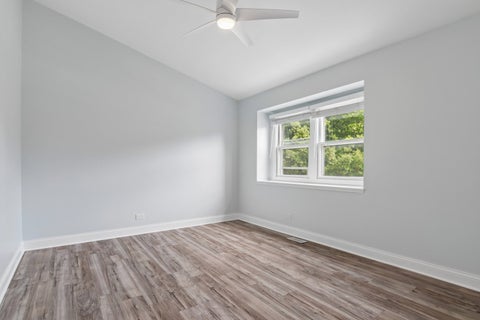 Tiny photo for 552 Delmar Court, Elk Grove Village, IL 60007 (MLS # 12769562)