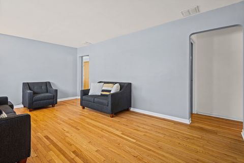 Tiny photo for 5901 108th Place, Chicago Ridge, IL 60415 (MLS # 12570500)