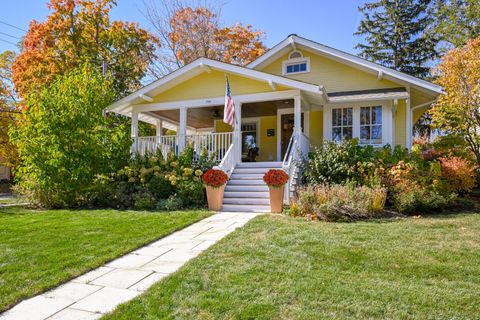 A home in Glen Ellyn