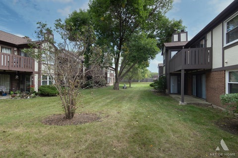 Tiny photo for 4780 CALVERT Drive #A2, Rolling Meadows, IL 60008 (MLS # 12728234)