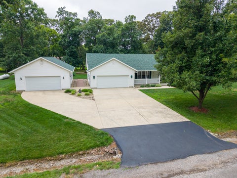 Tiny photo for 3608 Andrews Court, Salem, IL 62881 (MLS # 12685272)