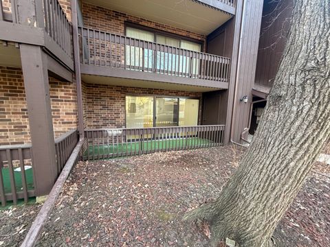 Tiny photo for 9605 Austin Avenue #1E, Oak Lawn, IL 60453 (MLS # 12610256)