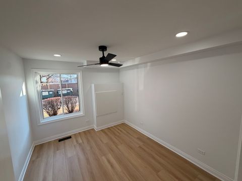 Tiny photo for 9605 Austin Avenue #1E, Oak Lawn, IL 60453 (MLS # 12610256)