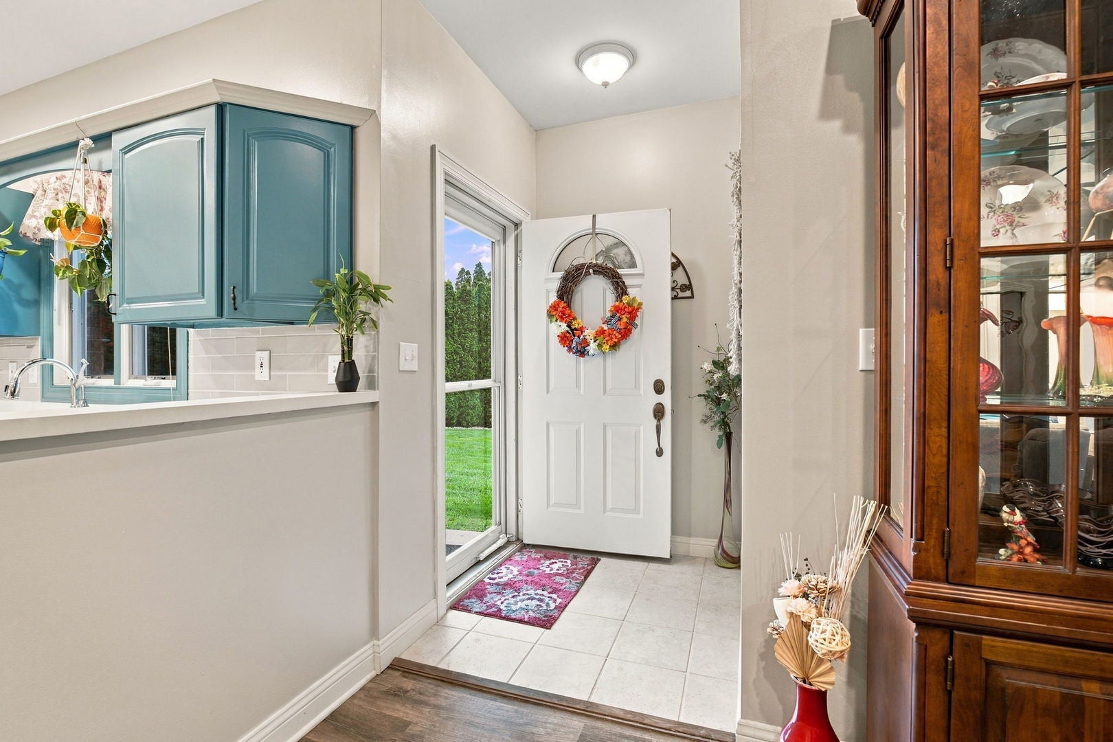2518 Reynolds Manor Drive 1