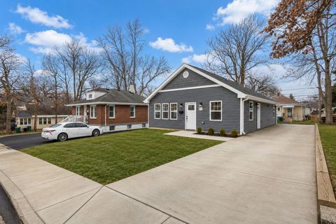 Tiny photo for 813 Audrey Avenue, Joliet, IL 60436 (MLS # 12714808)