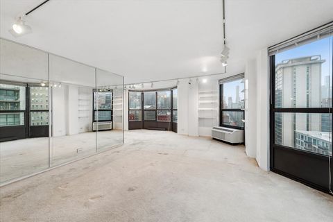 Tiny photo for 899 S Plymouth Court #1609, Chicago, IL 60605 (MLS # 12676667)