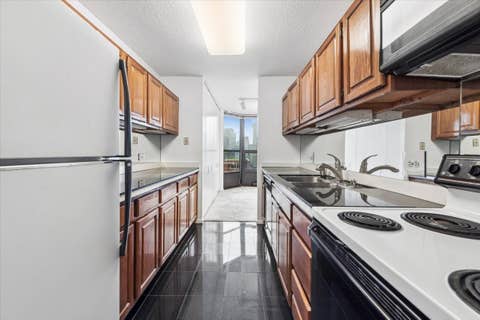 Tiny photo for 899 S Plymouth Court #1609, Chicago, IL 60605 (MLS # 12676667)