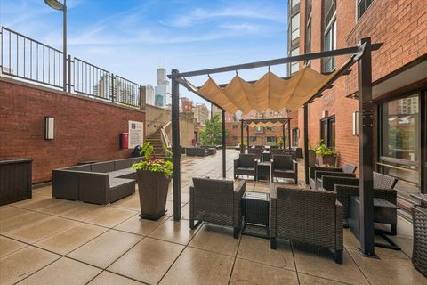 Tiny photo for 899 S Plymouth Court #1609, Chicago, IL 60605 (MLS # 12676667)