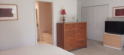 Tiny photo for 4922-B S Cornell Avenue, Chicago, IL 60615 (MLS # 12491958)