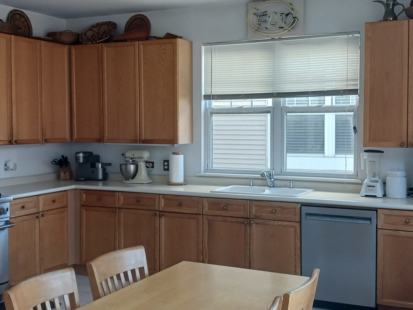 4922-B S Cornell Avenue