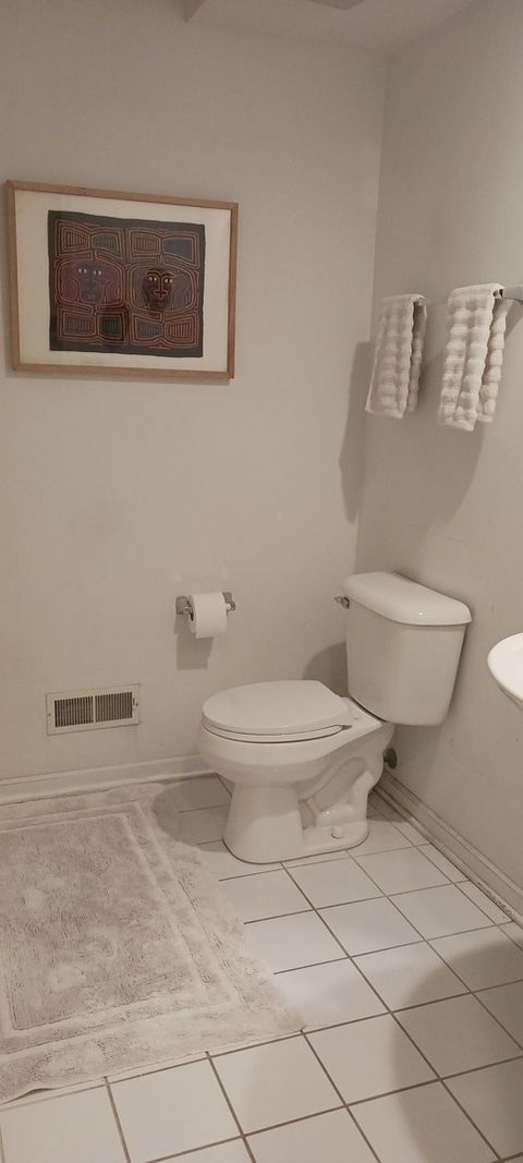 Tiny photo for 4922-B S Cornell Avenue, Chicago, IL 60615 (MLS # 12491958)