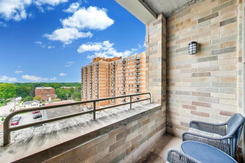 Tiny photo for 10 S Dunton Avenue #703, Arlington Heights, IL 60005 (MLS # 12719537)