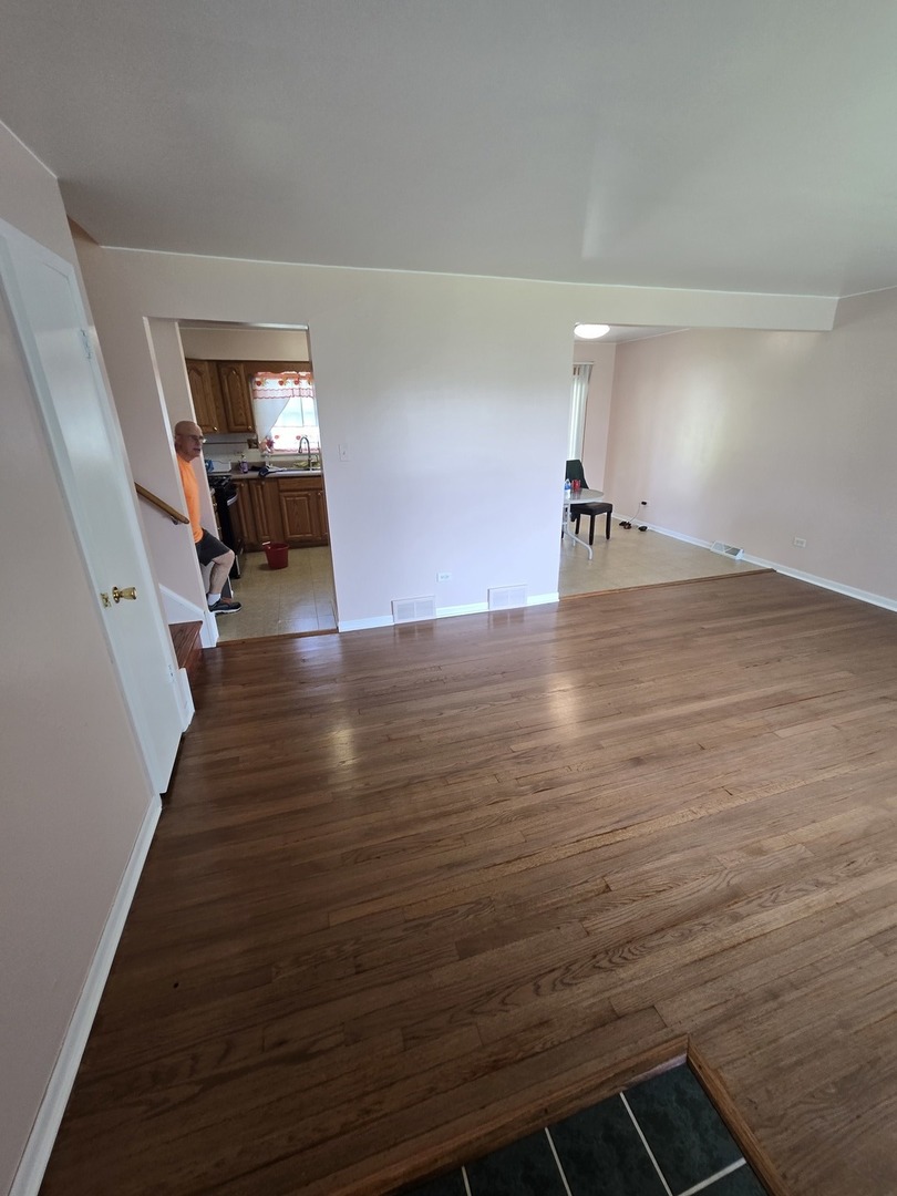 7836 W 81st Street