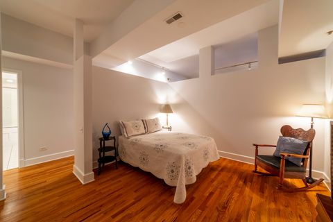 Tiny photo for 165 N Canal Street #916, Chicago, IL 60606 (MLS # 12552907)