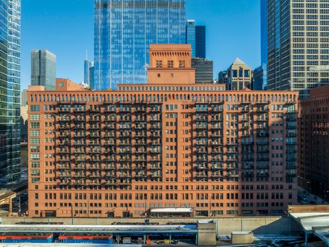 Photo of 165 N Canal Street #916, Chicago, IL 60606 (MLS # 12552907)