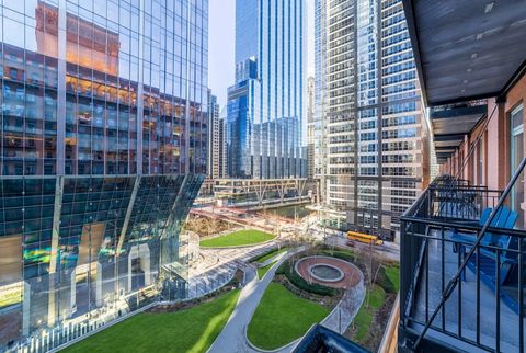 Tiny photo for 165 N Canal Street #916, Chicago, IL 60606 (MLS # 12552907)