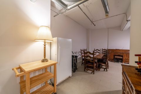 Tiny photo for 165 N Canal Street #916, Chicago, IL 60606 (MLS # 12552907)