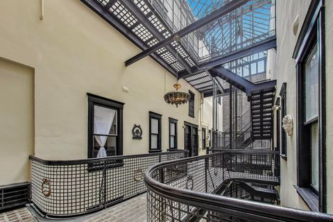 Tiny photo for 2800 N Pine Grove Avenue #8A, Chicago, IL 60657 (MLS # 12486824)