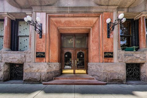 Tiny photo for 2800 N Pine Grove Avenue #8A, Chicago, IL 60657 (MLS # 12486824)