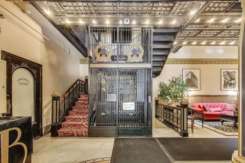 Tiny photo for 2800 N Pine Grove Avenue #8A, Chicago, IL 60657 (MLS # 12486824)