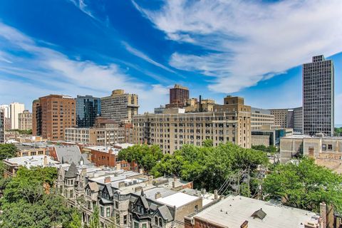 Tiny photo for 2800 N Pine Grove Avenue #8A, Chicago, IL 60657 (MLS # 12486824)