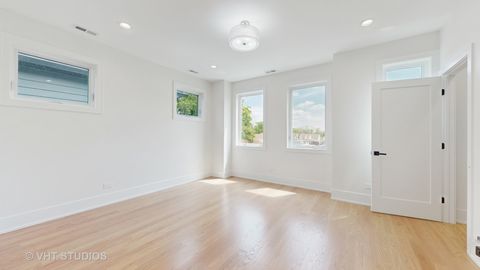 Tiny photo for 2846 N Sayre Avenue, Chicago, IL 60634 (MLS # 12574333)