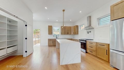 Tiny photo for 2846 N Sayre Avenue, Chicago, IL 60634 (MLS # 12574333)