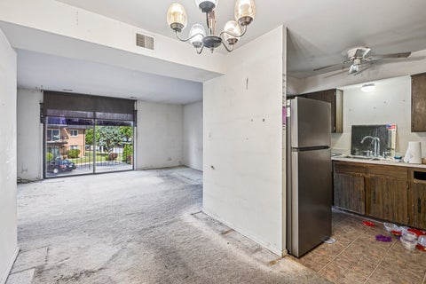 Tiny photo for 4833 W 109th Street #203, Oak Lawn, IL 60453 (MLS # 12729939)