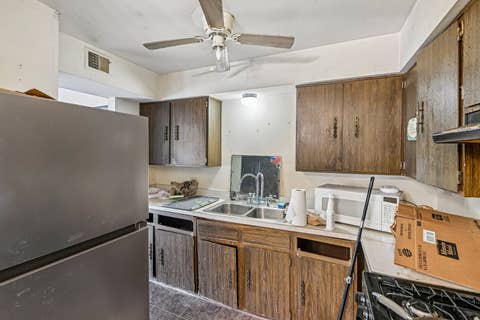 Tiny photo for 4833 W 109th Street #203, Oak Lawn, IL 60453 (MLS # 12729939)
