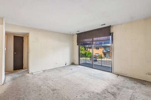 Tiny photo for 4833 W 109th Street #203, Oak Lawn, IL 60453 (MLS # 12729939)