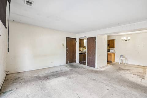 Tiny photo for 4833 W 109th Street #203, Oak Lawn, IL 60453 (MLS # 12729939)
