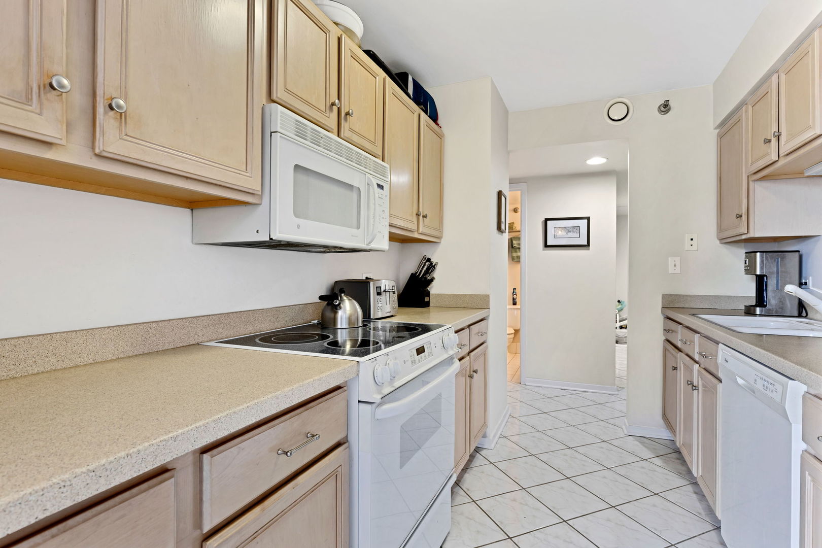 70 W Huron Street 2609