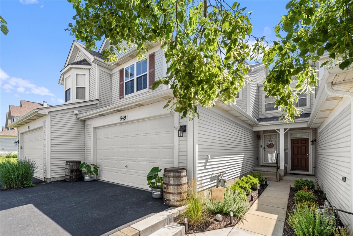 549 Peregrine Parkway