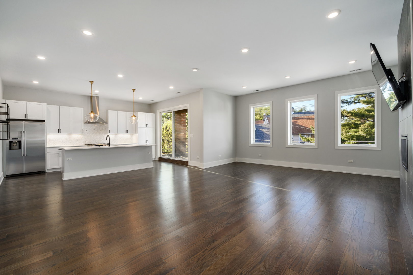3016 W Belmont Avenue 2N