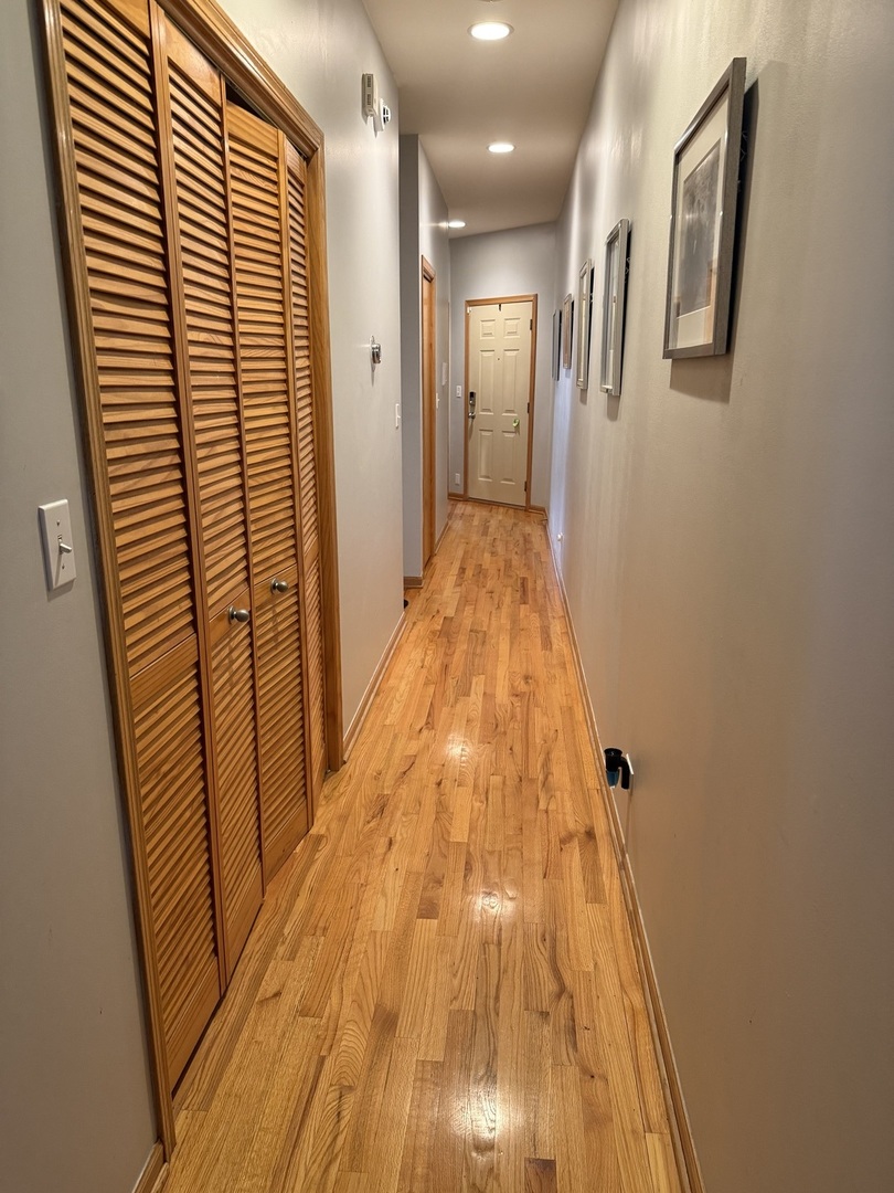 4925 S Forrestville Avenue 3S