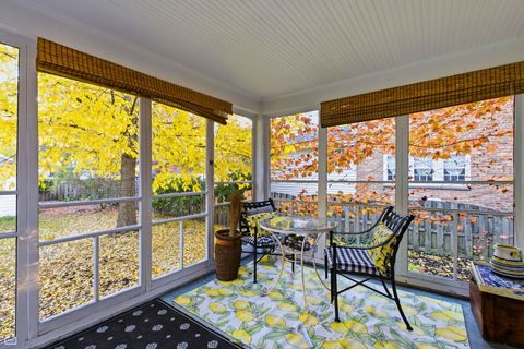 Tiny photo for 2221 Lincolnwood Drive, Evanston, IL 60201 (MLS # 12512062)