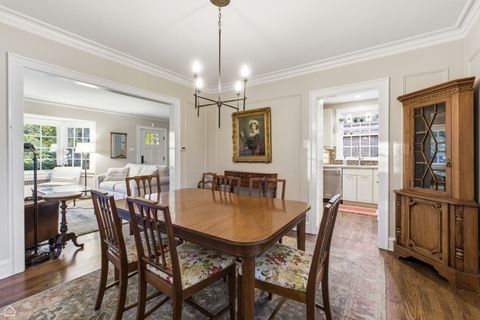 Tiny photo for 2221 Lincolnwood Drive, Evanston, IL 60201 (MLS # 12512062)