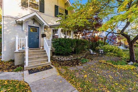 Tiny photo for 2221 Lincolnwood Drive, Evanston, IL 60201 (MLS # 12512062)