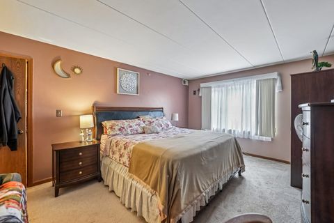 Tiny photo for 4500 W 93rd Street #1D, Oak Lawn, IL 60453 (MLS # 12611849)