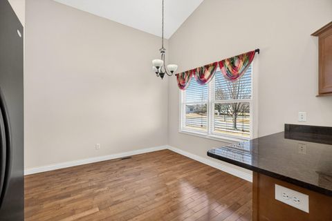 Tiny photo for 5446 Baraboo Court #5446, Davenport, IA 52804 (MLS # 12578061)