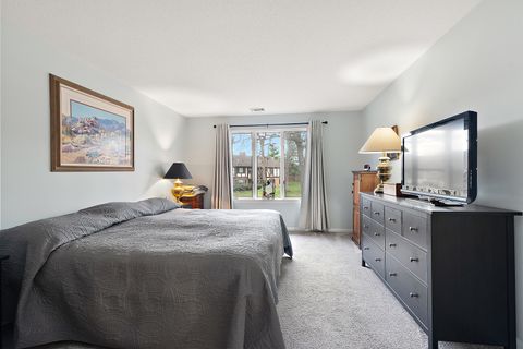 Tiny photo for 7737 W GOLF Drive #303, Palos Heights, IL 60463 (MLS # 12612100)