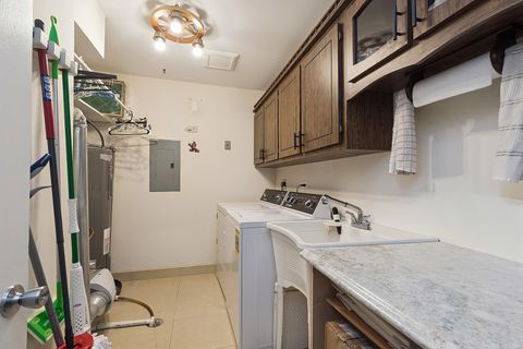 Tiny photo for 7737 W GOLF Drive #303, Palos Heights, IL 60463 (MLS # 12612100)