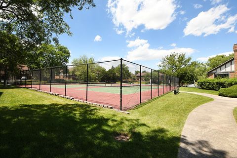 Tiny photo for 7737 W GOLF Drive #303, Palos Heights, IL 60463 (MLS # 12612100)