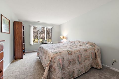 Tiny photo for 7737 W GOLF Drive #303, Palos Heights, IL 60463 (MLS # 12612100)