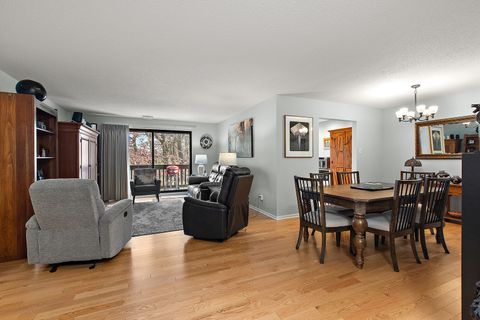 Tiny photo for 7737 W GOLF Drive #303, Palos Heights, IL 60463 (MLS # 12612100)